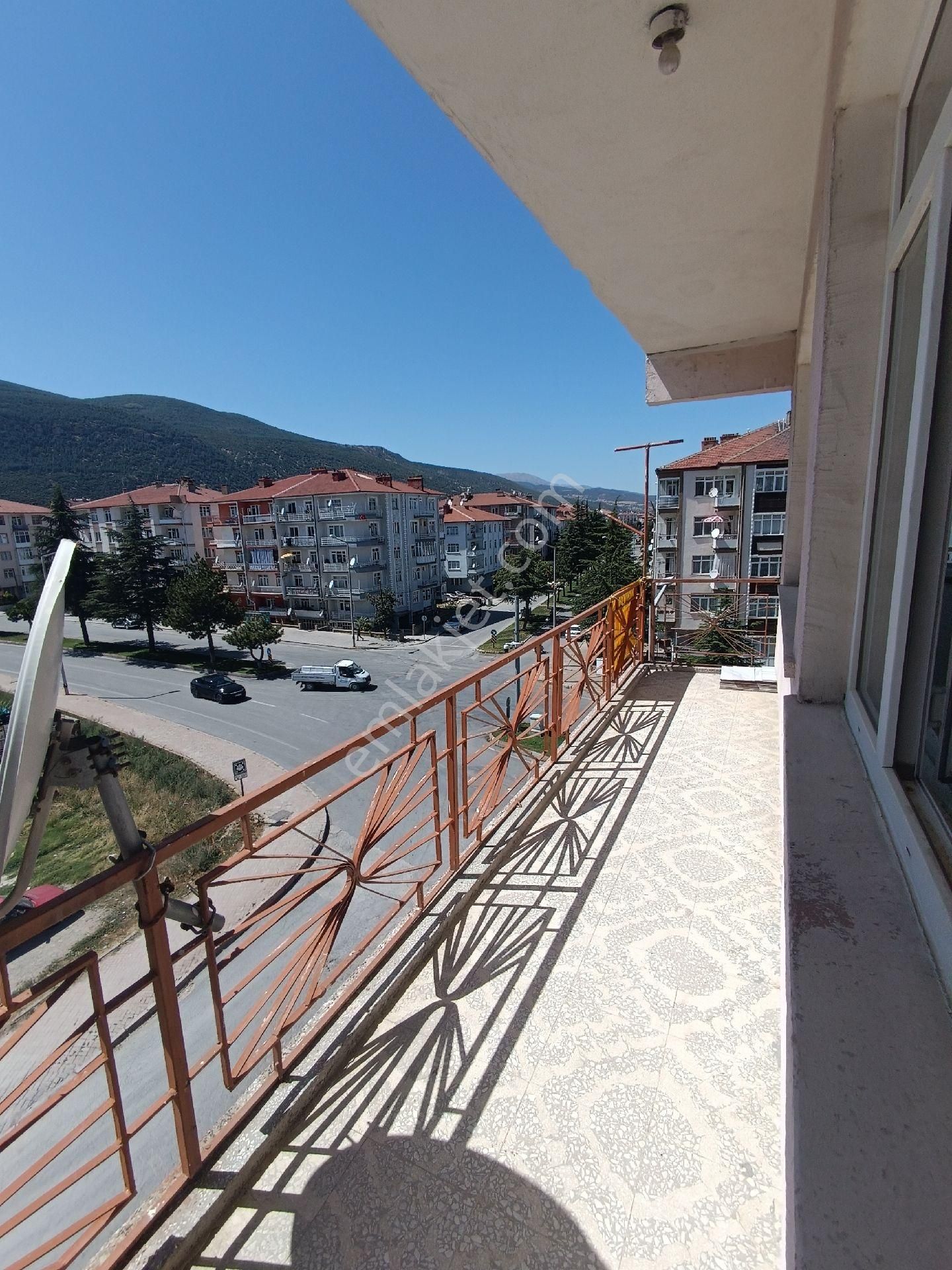 Birimden Kiralık 2+1 Doğalgaz Kombili 3.kat - Görsel 12