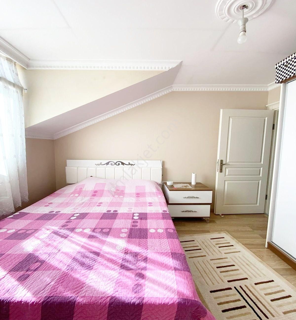 Avcılar Cihangirde 4+2 10 Yıllık Satılık Geniş Dublex - Görsel 21