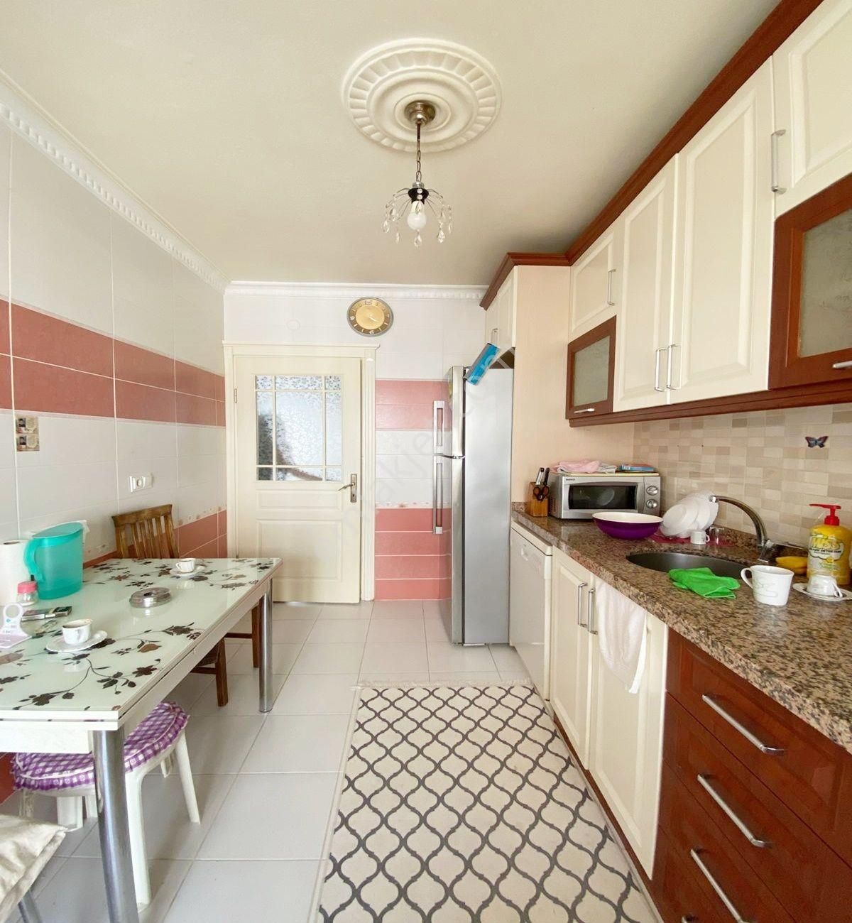 Avcılar Cihangirde 4+2 10 Yıllık Satılık Geniş Dublex - Görsel 25