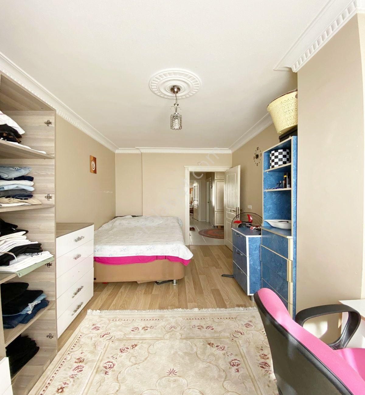 Avcılar Cihangirde 4+2 10 Yıllık Satılık Geniş Dublex - Görsel 11