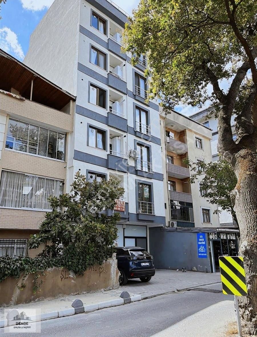 Samandıra Metro Dibinde Tek Daire Üzeri 2+1 Fırsat Daire