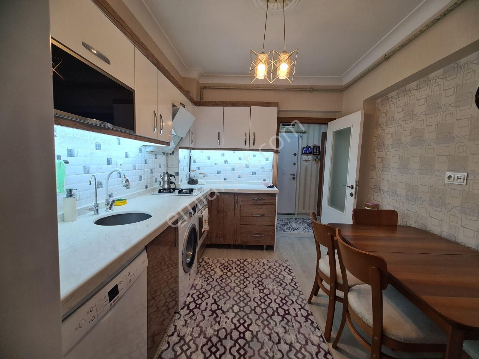 Ş.kubilay'da Park Manzaralı 1.kat Konumlu Full Yapılı 3+1 Daire