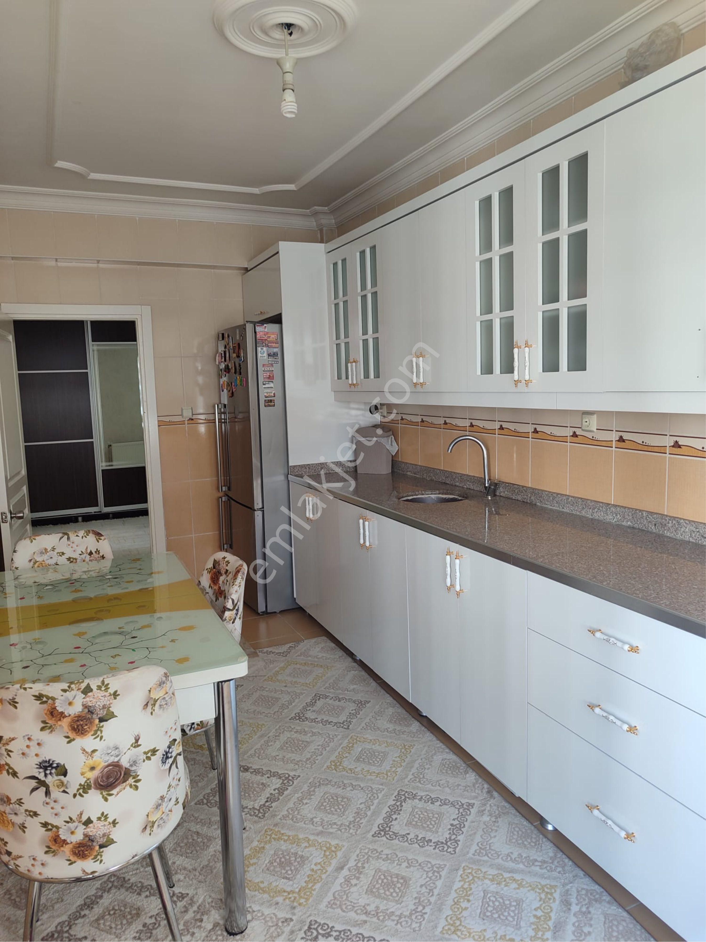 Millet Bahçesi Karşısı Satılık Dairemiz