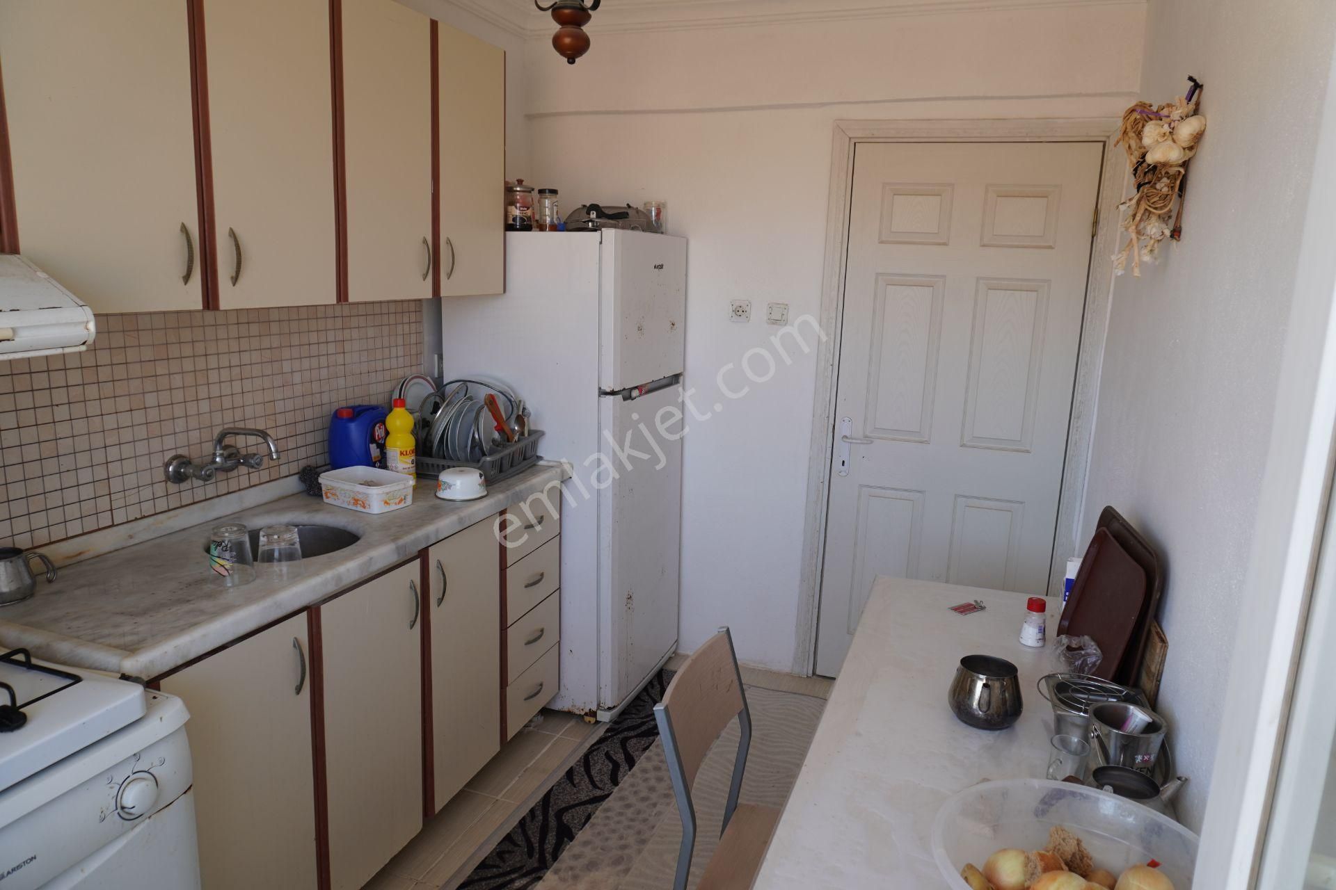 Harmandalında Kiralık Eşyalı 3+1 Balkonlu Çiğli Serkan Dan - Görsel 2