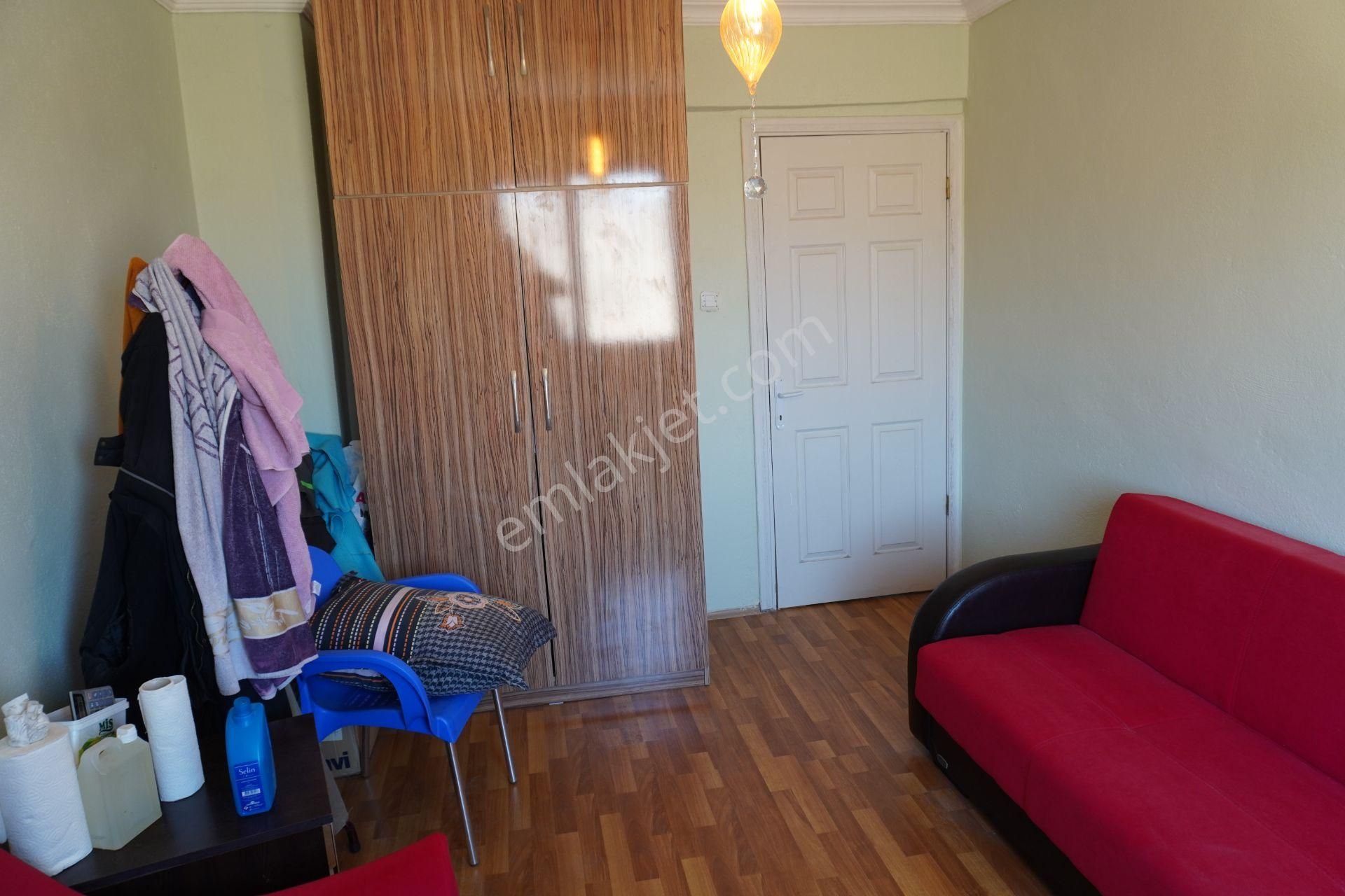 Harmandalında Kiralık Eşyalı 3+1 Balkonlu Çiğli Serkan Dan - Görsel 8