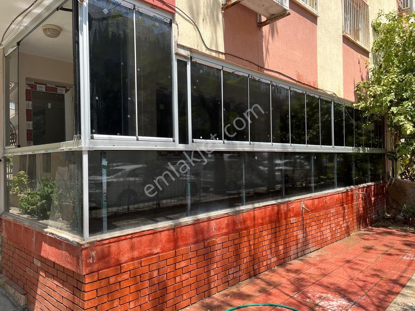 Karşıyaka Latife Hanım Köşkü Ve İzbana Çok Yakın 3+1 Kiralık Daire