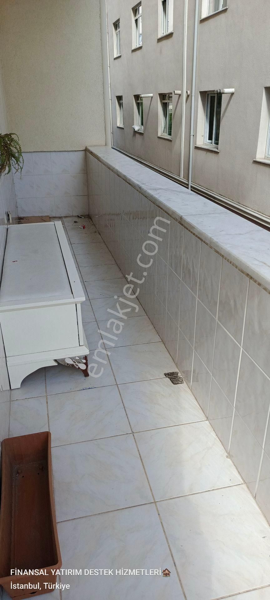Ümraniye Mehmet Akif Mah.site İçi 2+1 2.kat Açık Otopark Asansör Mevcut Metrolar Yürü Me Tavukcu Y - Görsel 25