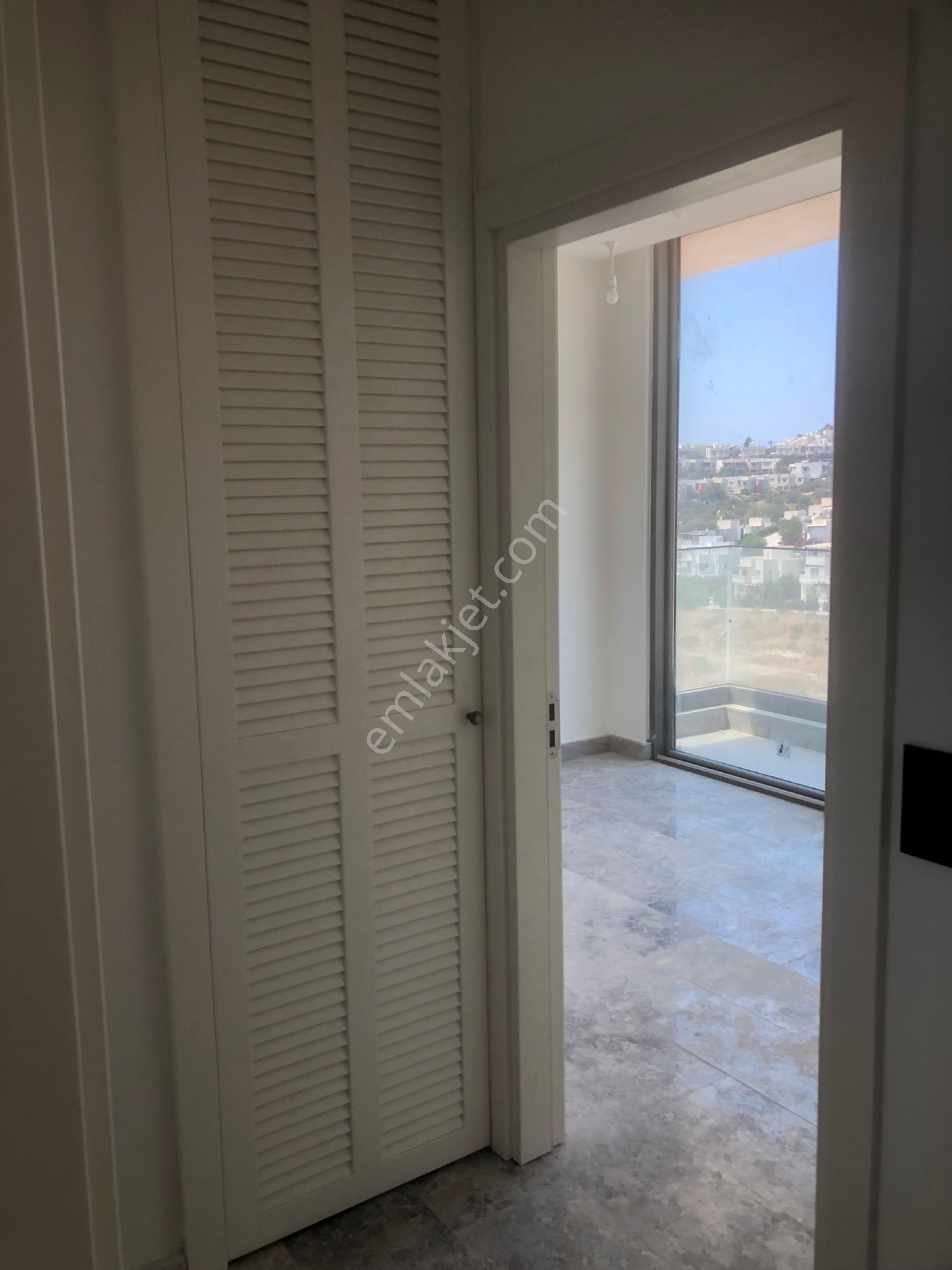 Boğaziçi Adabükünde Yeni Sitede Havuzlu Satılık Villalar - Görsel 11