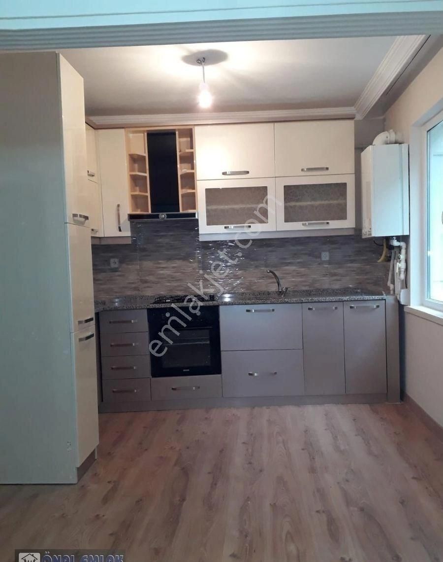 Önaldan Ankara Çankaya Dikmen Aydınlar Mah. 2+1 Yüksek Giriş Verandalı