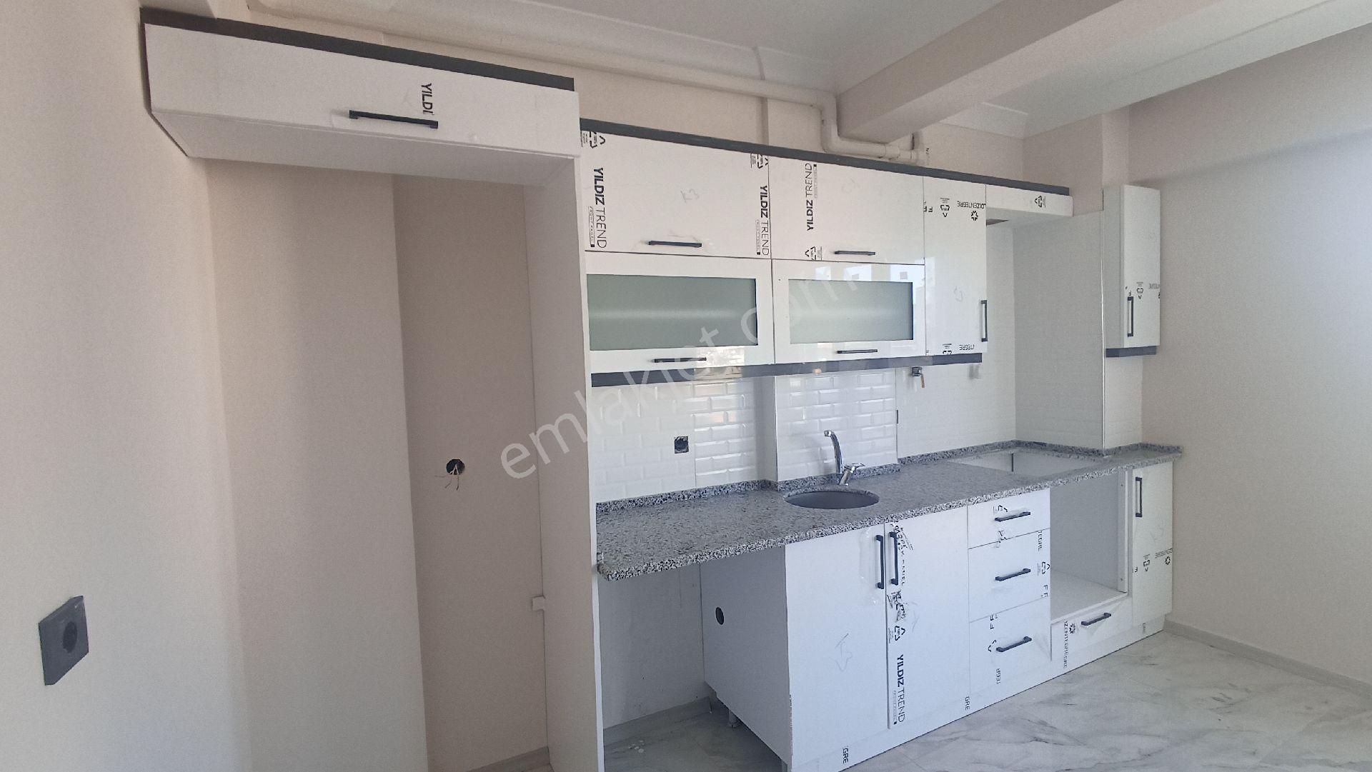 Efendi Mh. Hayber Cami Yanı 2+1 Satılık Daire