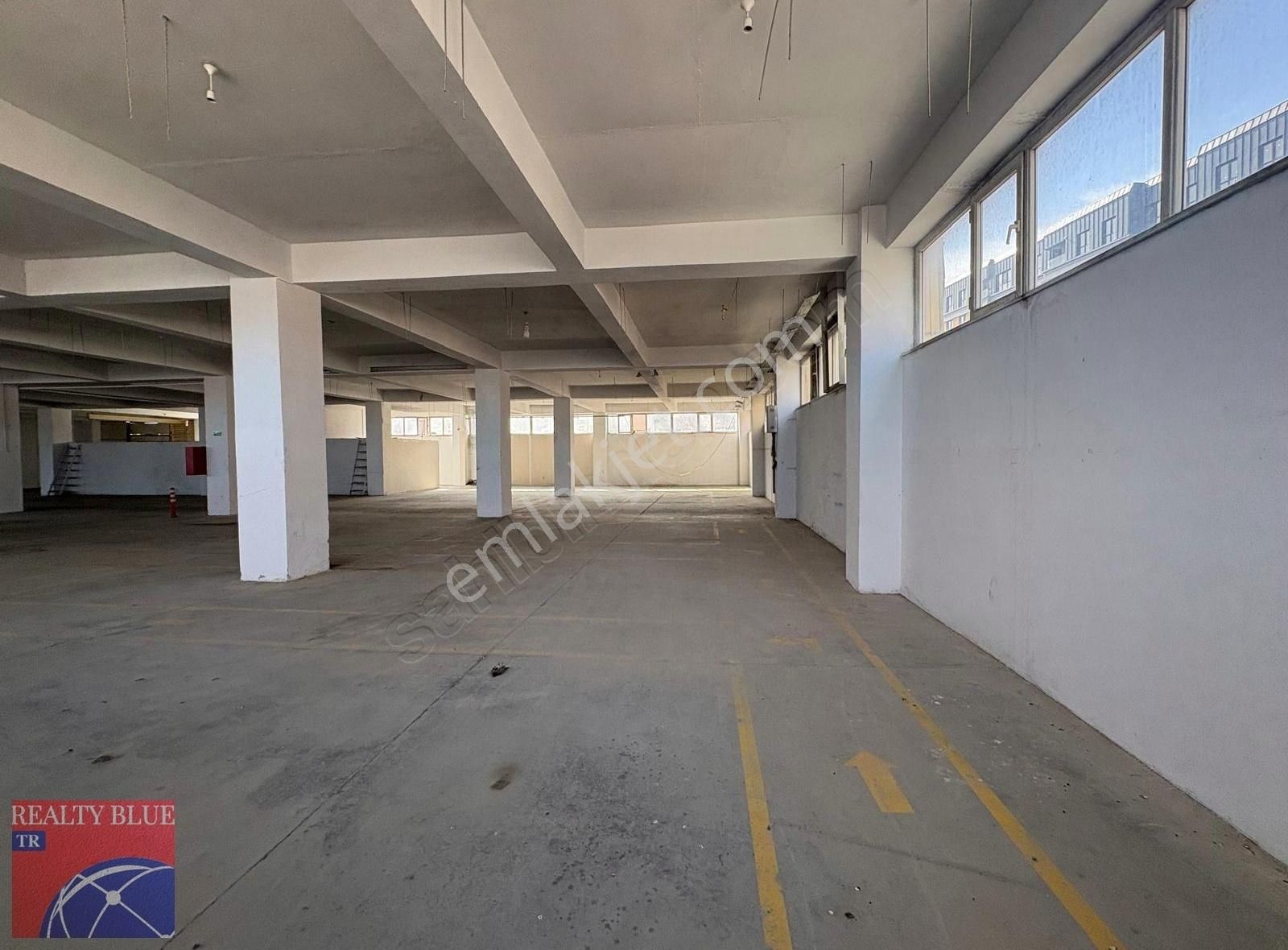 Pendik Kurtköyde 1200 M2 Kiralık Depo/ Antrepo - Görsel 8