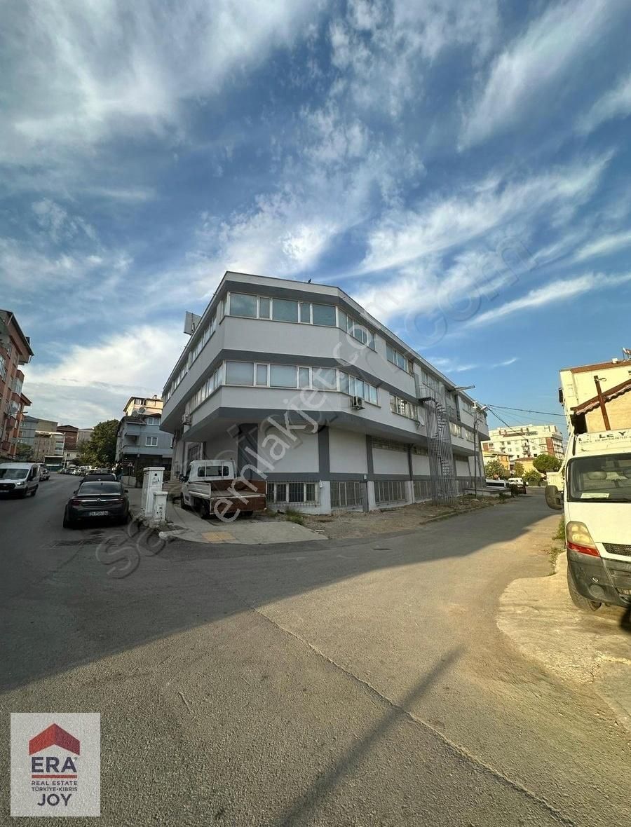 Pendik Güllü Bağlar'da 1150 M2 Kiralık Hafif İmalat Ve Depolama