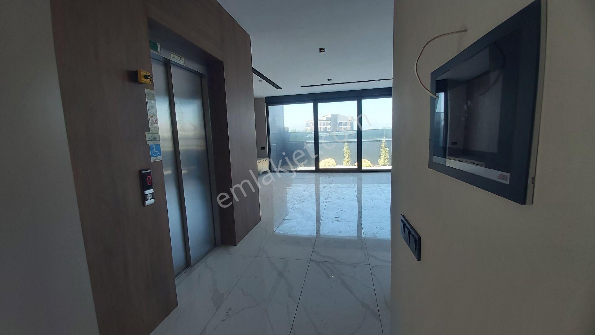 Döşemealtı Altınkale'de Triplex, Havuzlu, Asansörlü Lüx - Görsel 11