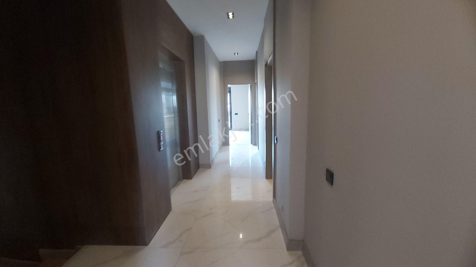 Döşemealtı Altınkale'de Triplex, Havuzlu, Asansörlü Lüx - Görsel 17