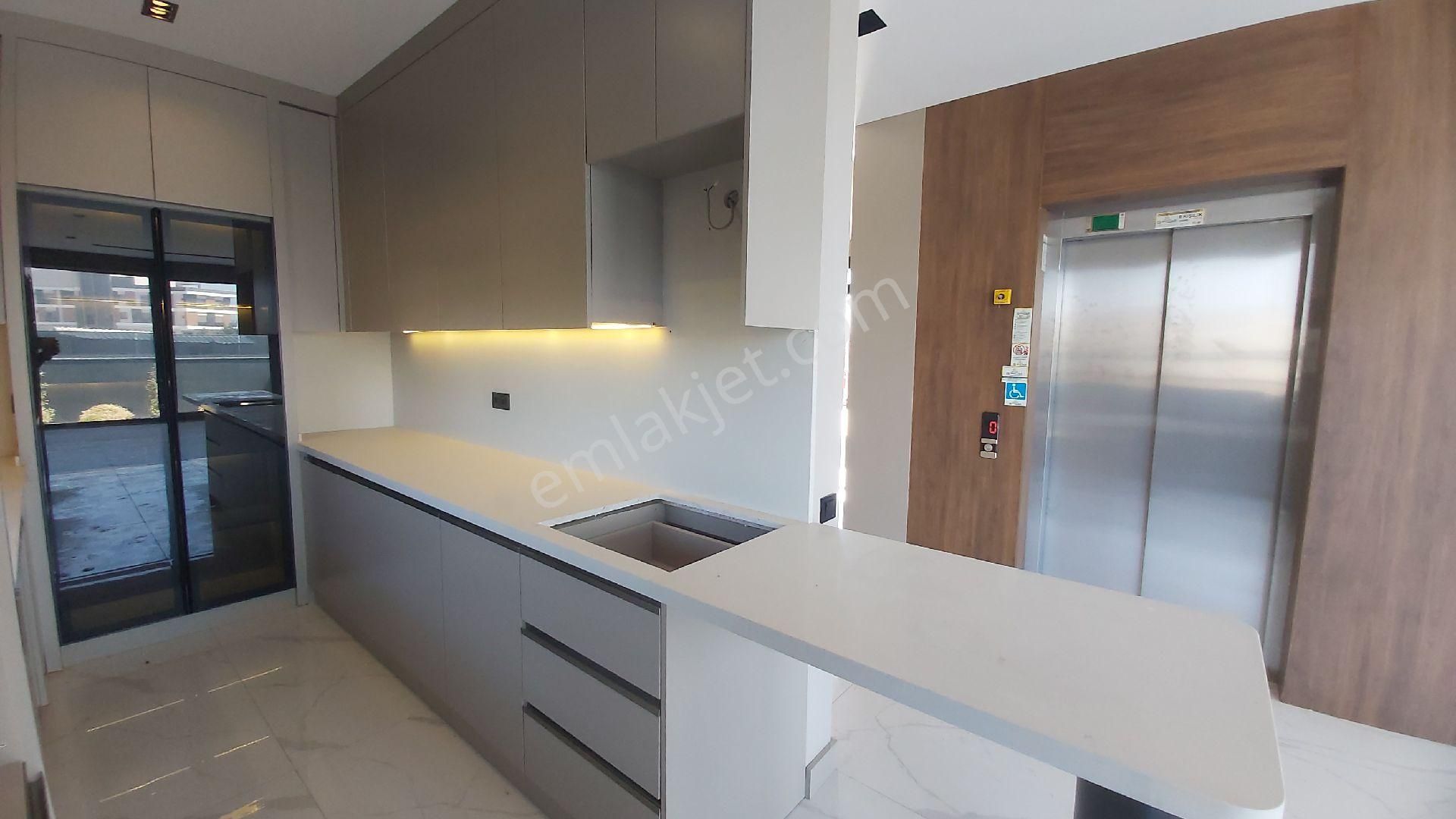 Döşemealtı Altınkale'de Triplex, Havuzlu, Asansörlü Lüx - Görsel 15