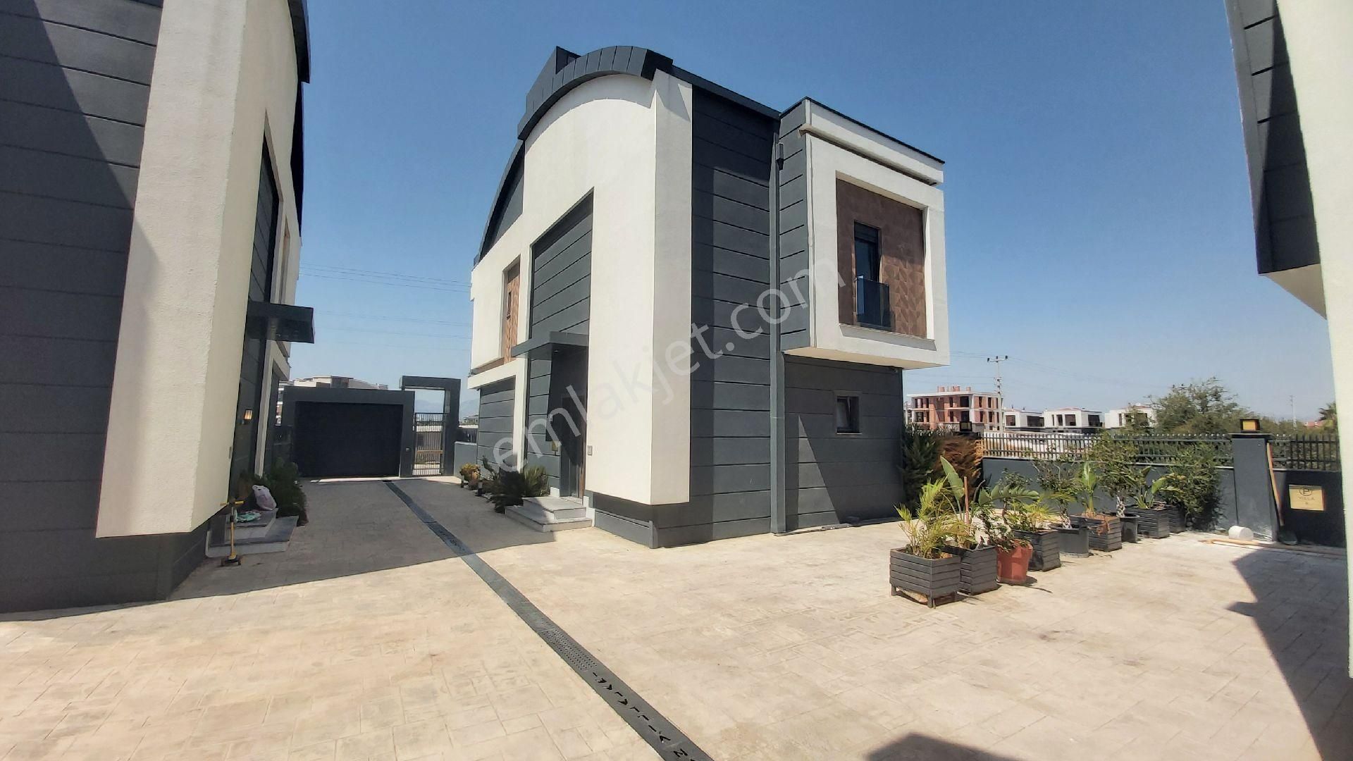 Döşemealtı Altınkale'de Triplex, Havuzlu, Asansörlü Lüx - Görsel 4