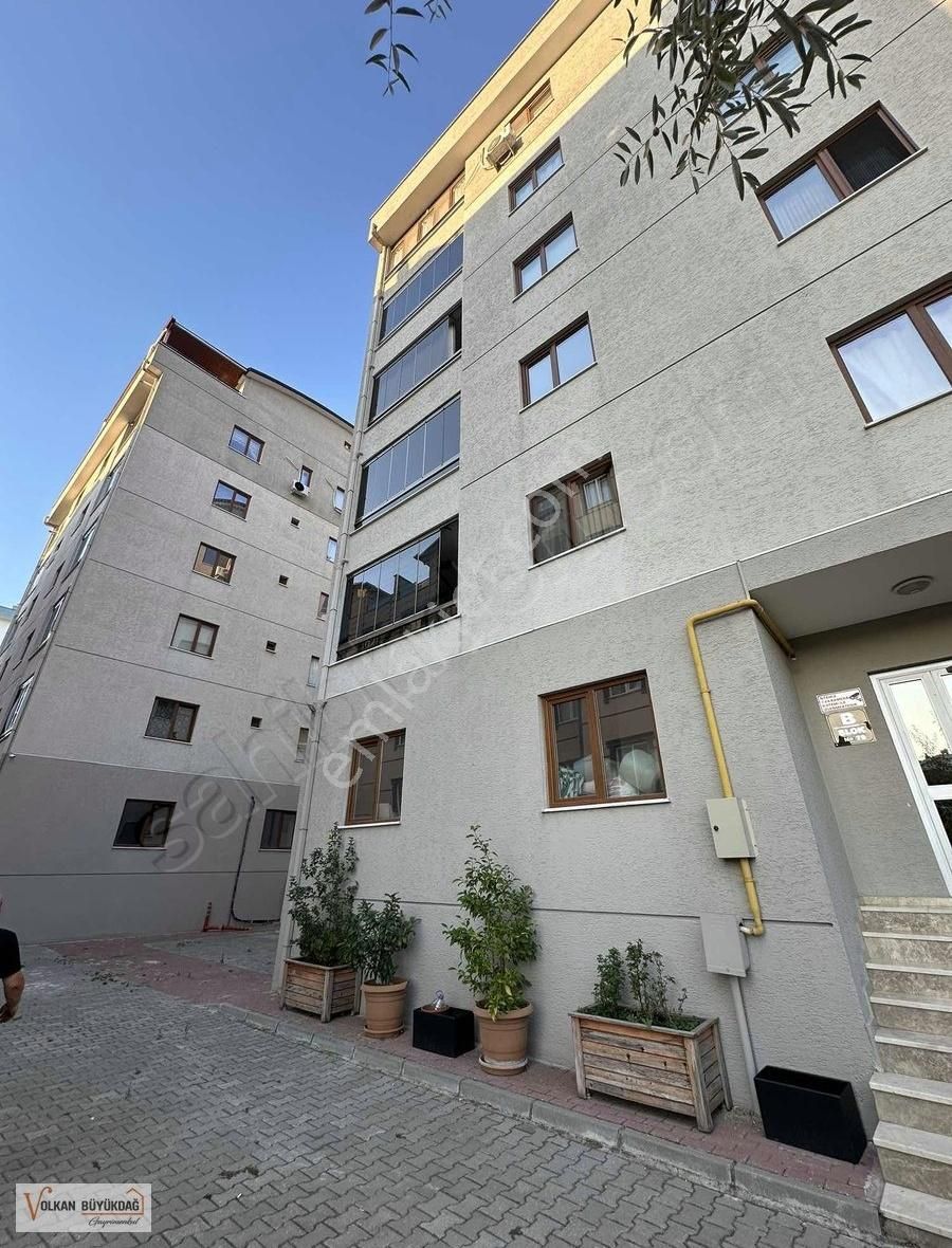 Güneştepe'de Harika Konumda Sıte İçi Kiralık 2,5 +1 Arakat Daire