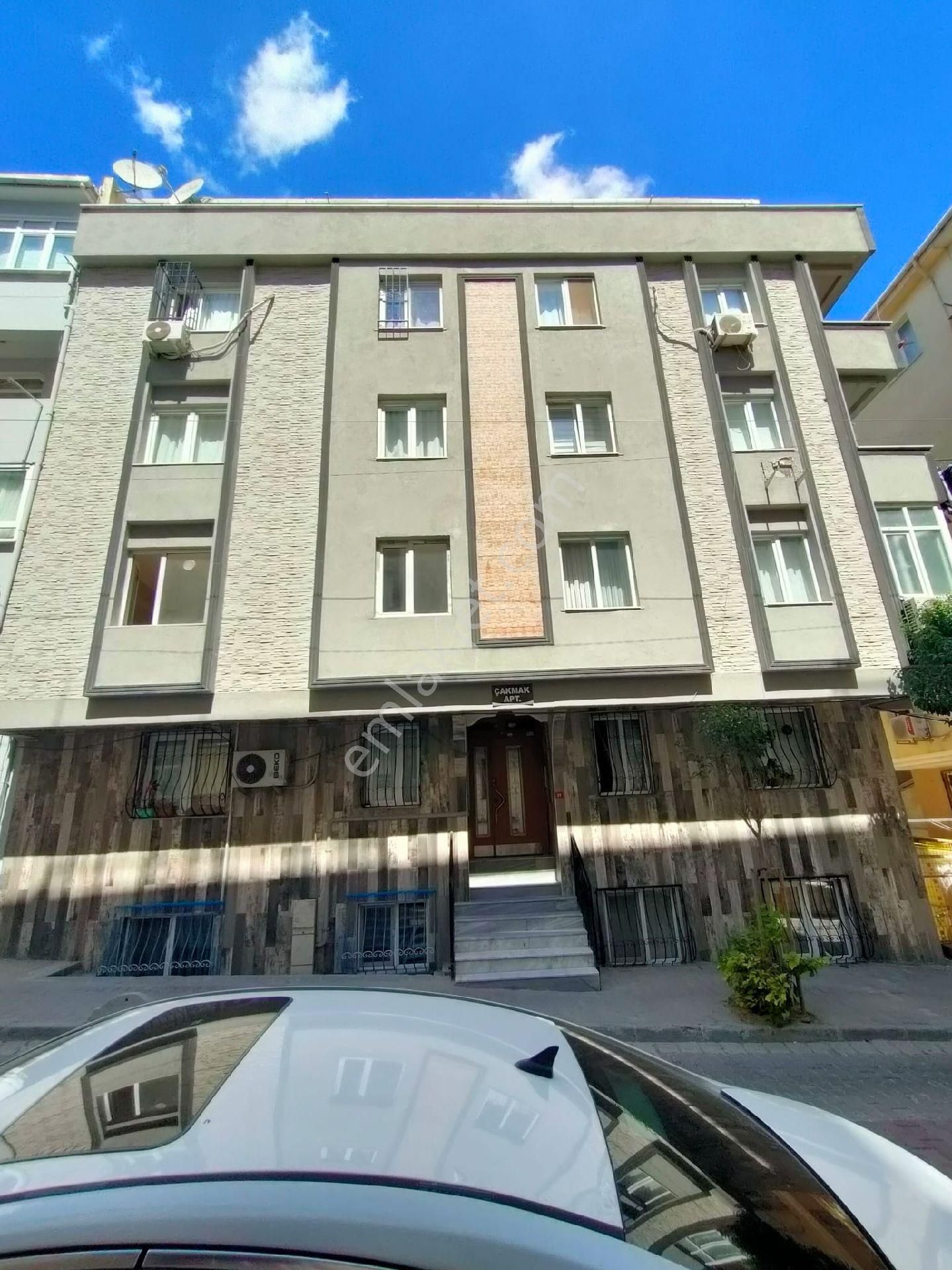 Yenibosna Zafer Mah Kiralık Daire Metro Metröbüse 20dakka Mesafede