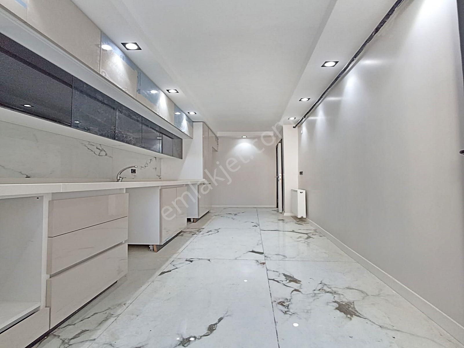 Cadde34 Yapı'dan Sultaniye'de Sıfır %70 Krediye Uygun 3+1 M2 Sinde 2+1 Arakat Satılık Daire!!!!