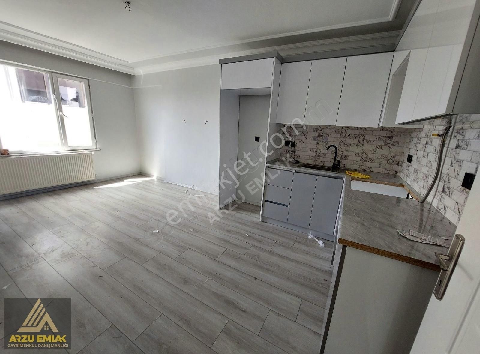 Arzu Emlaktan Zübeydehanım Mah Kiralık 3+1balkonlu Daire