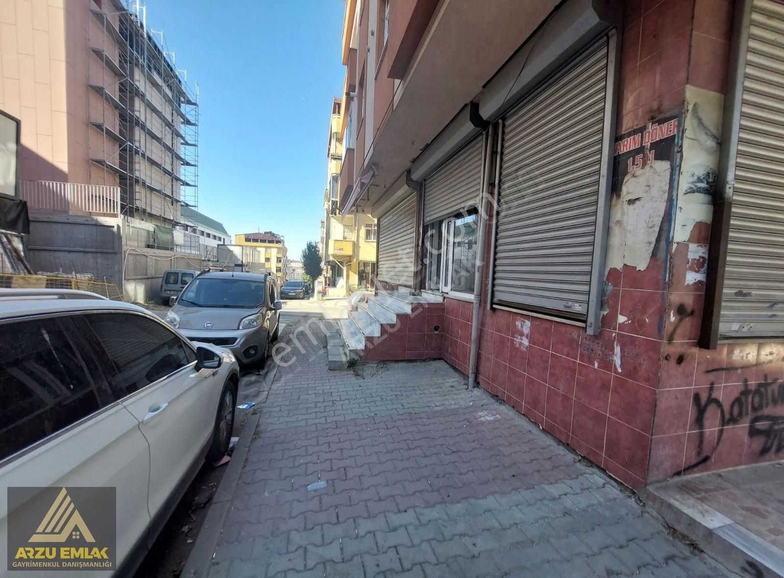 Arzu Emlaktan Yunusemre Mah Kiralık Dükkan
