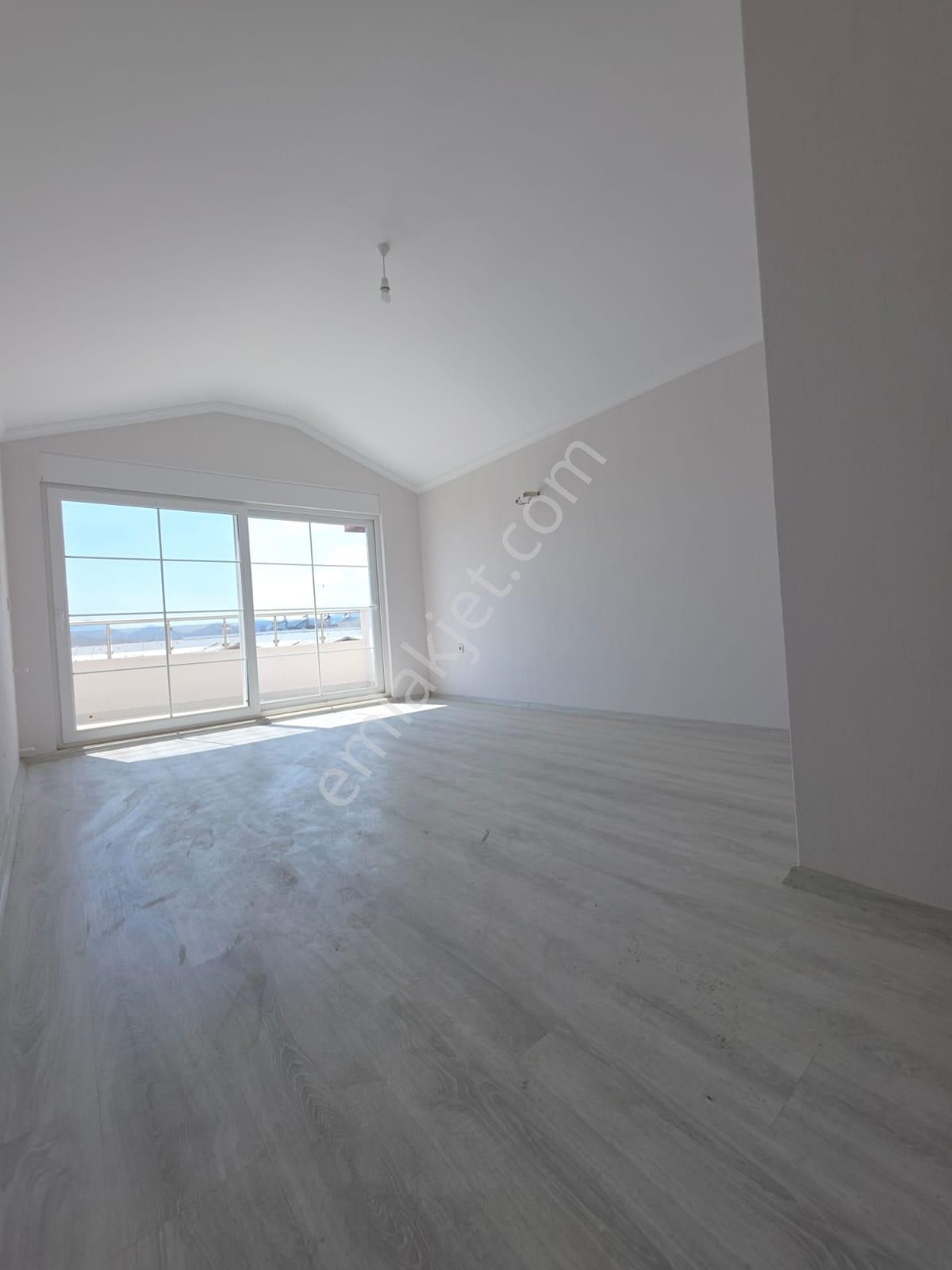 Dalaman Karaçalı Mahallesi İnönü Caddesi Yakını Sıfır 3+1 Dubleks - Görsel 2