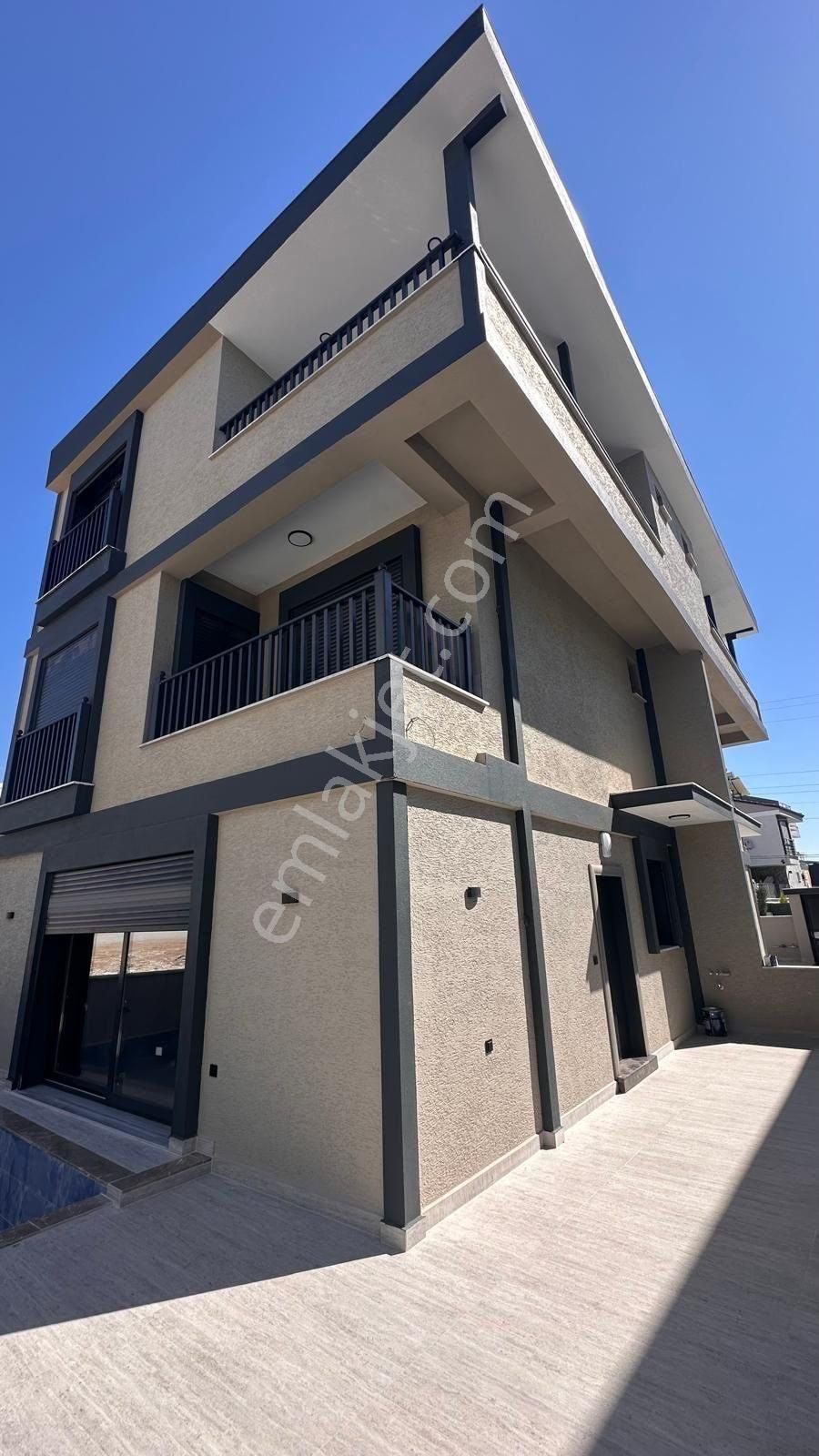 Didim Hisarda Triblex Villa