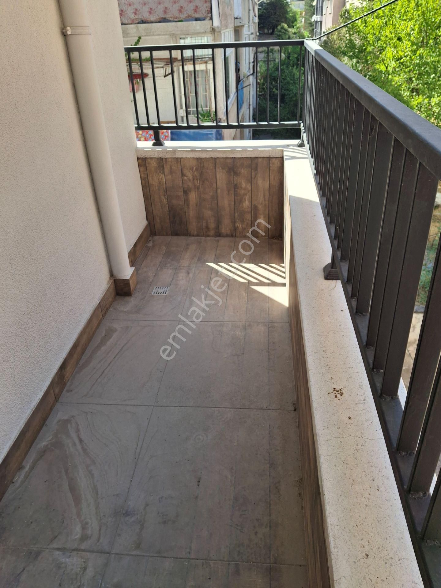 Aydınlıkevlerde Gizem Emlak^'tan 2+1 Katta Sıfır - Görsel 16