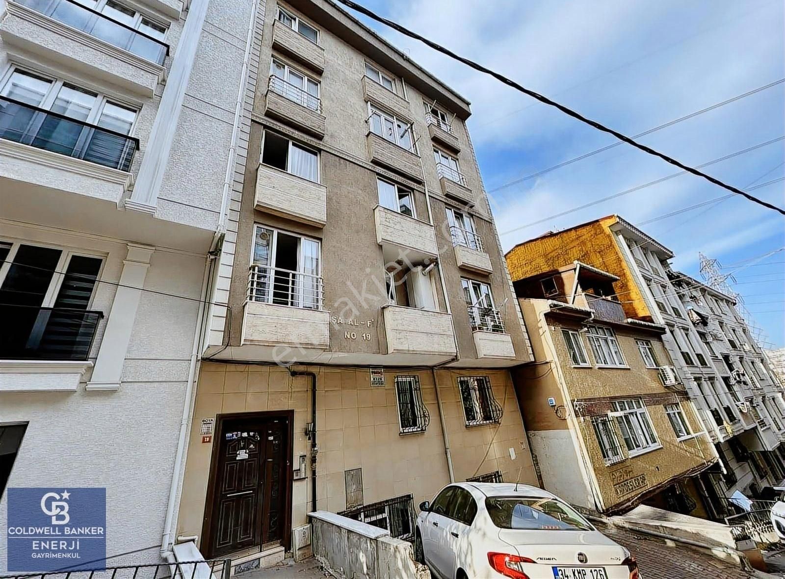 Satılık 1+1 Daire Mehterçeşme Mah. Metrobüse Yakın Konumda - Görsel 9