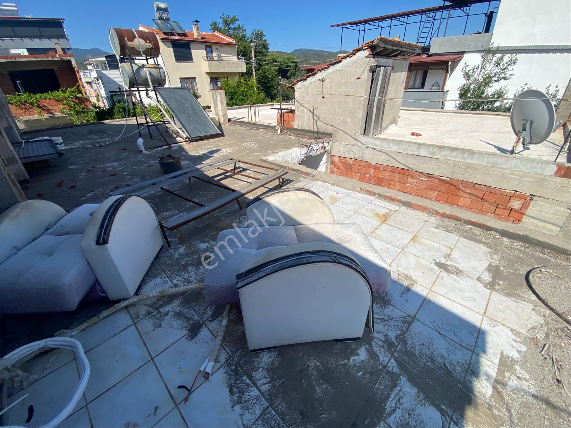 Olcaysu'dan Zeytinli De Tadilatlı 3+1 Müstakil Köy Evi - Görsel 29