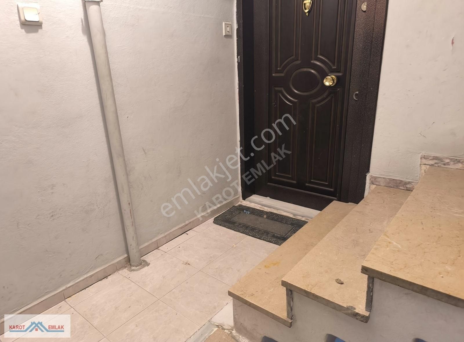 Ataşehir Mevlana Mh.cadde Üzerı 3+1 Kiralık Daire