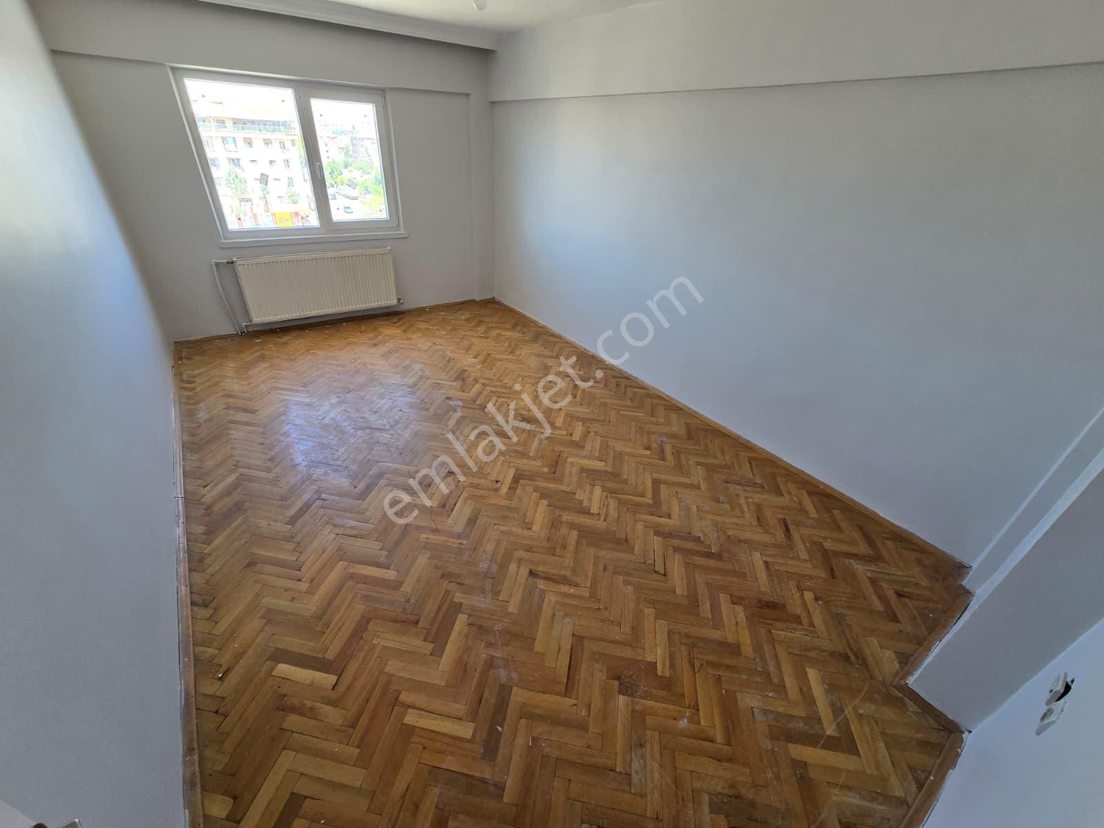 Ayaz Emlak'tan Vatan Caddesi Üzeri 4+1 179 M2 Kiralık Daire