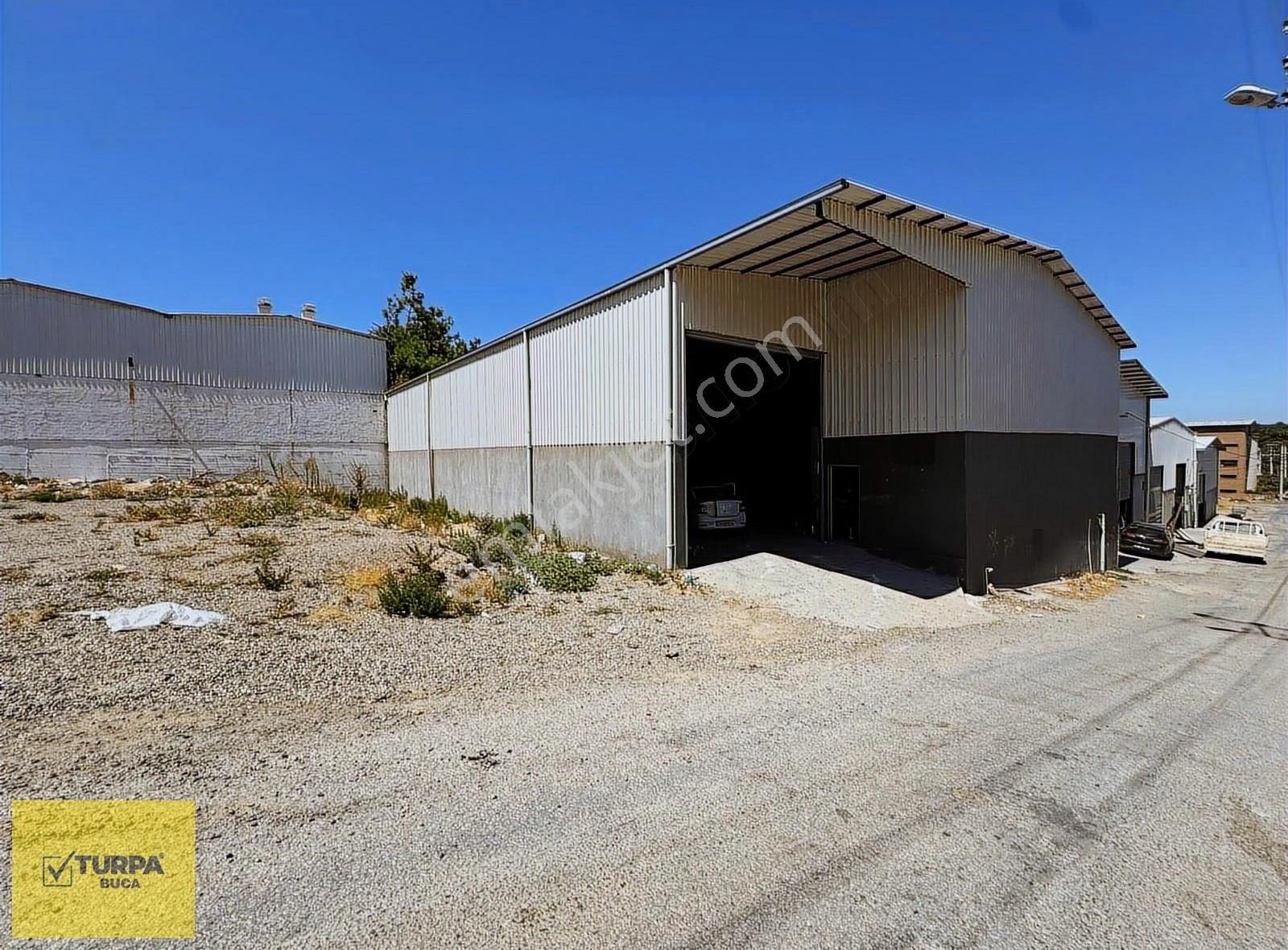 Turpa Buca'dan Zafer Mah. Ofis Ve Sosyal Alanlı Geniş Depo - Görsel 15