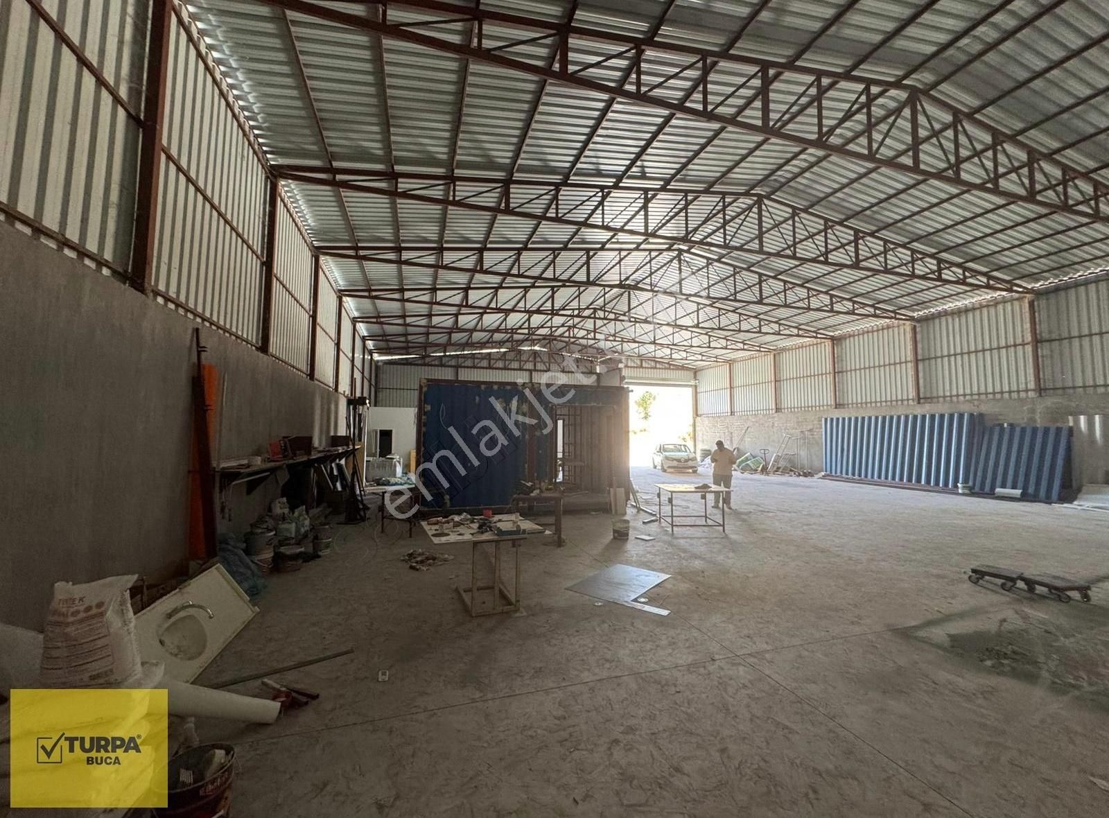 Turpa Buca'dan Zafer Mah. Ofis Ve Sosyal Alanlı Geniş Depo - Görsel 21