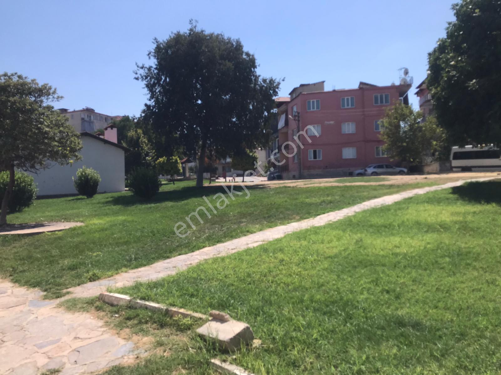 Kaan Emlaktan Park Cepheli İnşaat Ruhsatı Alınmış Arsa - Görsel 3