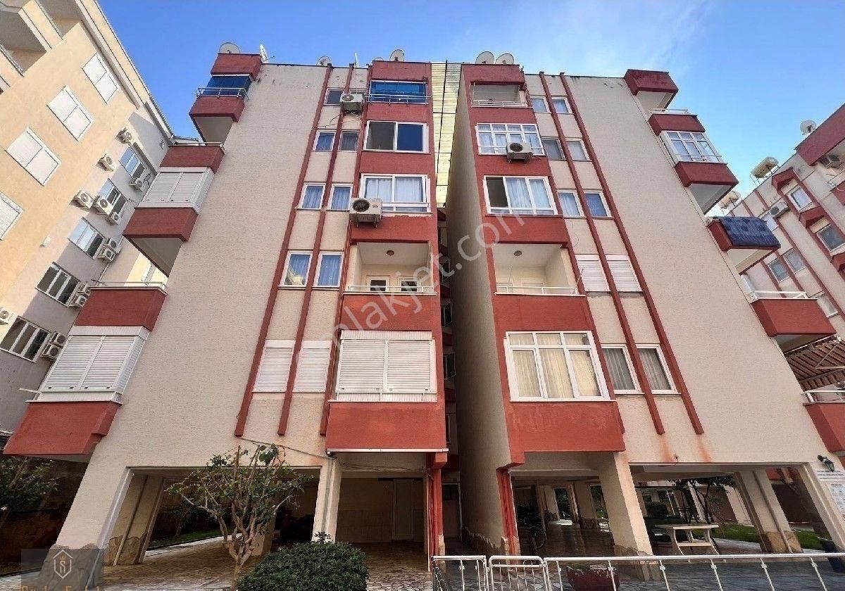Etiket Salı Pazarı Mevki 2+1 Satılık Daire