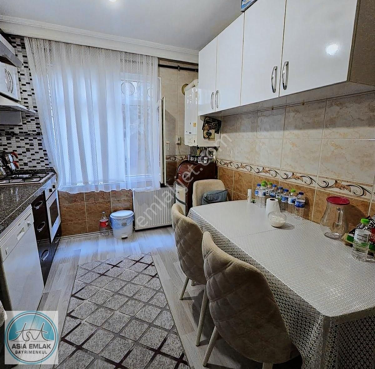 Asia Dan Metroya Yürüme Mesafesi Geniş 3+1 Fırsat Satılık Daire - Görsel 9