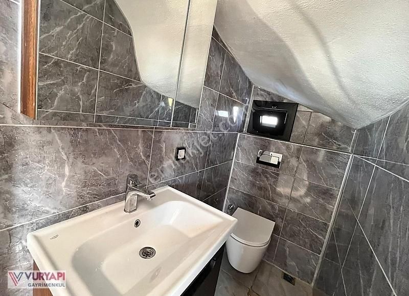 Denize 800 Metre Müstakil 3+1 Bahçeli Villa - Görsel 15