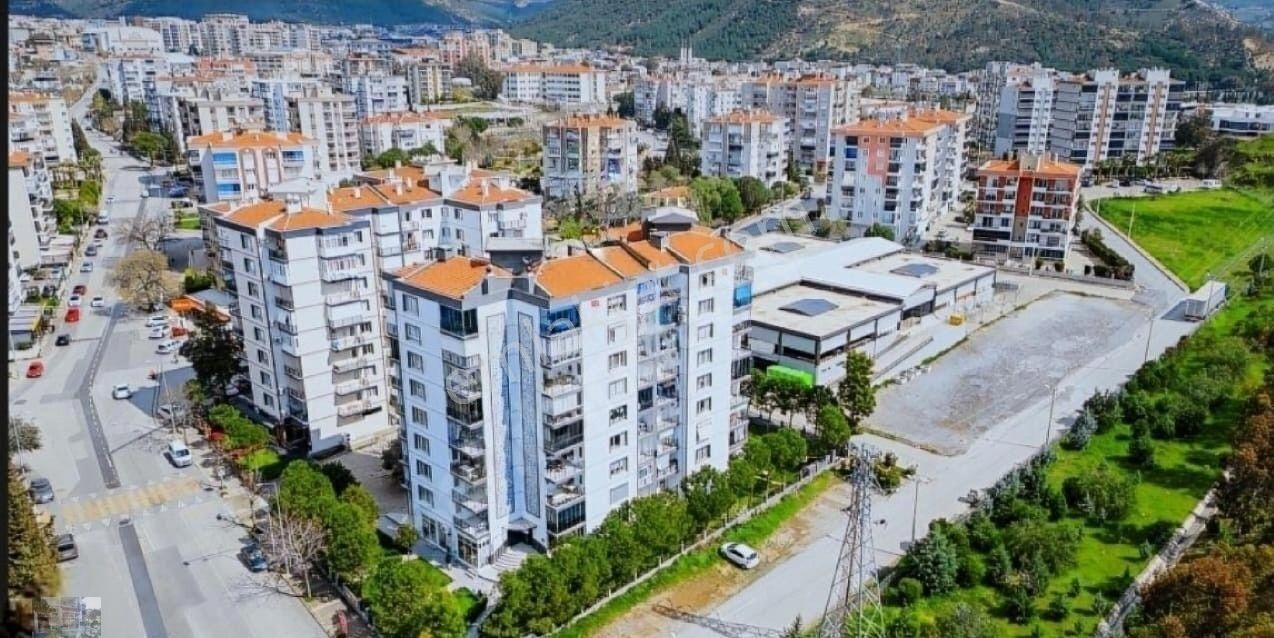 Karşıyaka Zübeyde Hanım Mah De Full Tadilatlı Ara Kat Satlık 3+1 Kanıt Emlak