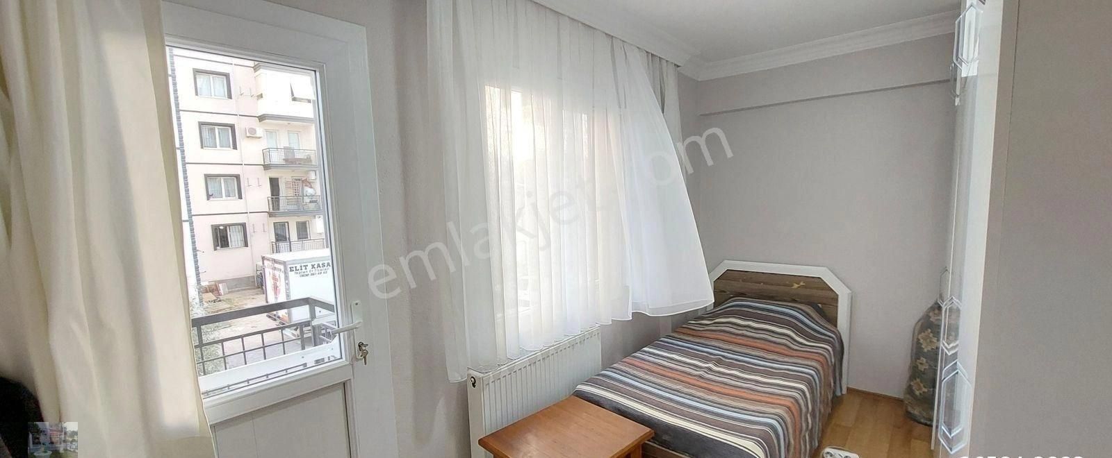 Karşıyaka Zübeyde Hanım Mah De Full Tadilatlı Ara Kat Satlık 3+1 Kanıt Emlak - Görsel 7