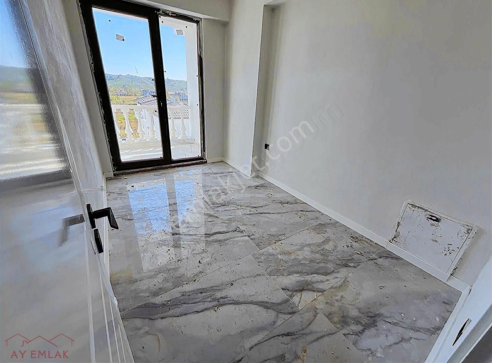 Karasu'da Havuzlu Asansörlü Ana Cadde Üzeri Lüks 2+1 Sıfır Daire - Görsel 6