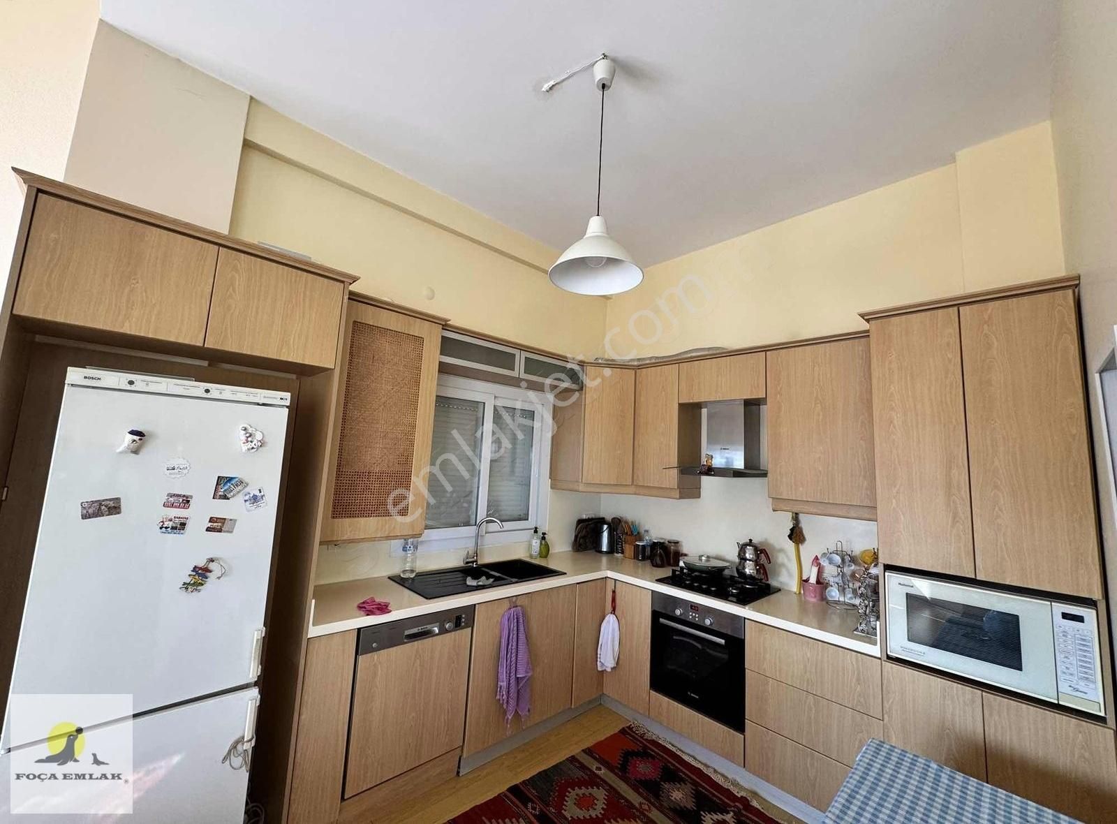 Foçaköy De Tam Müstakil Geniş Bahçeli Havuzlu 3+1 Satılık Villa - Görsel 2