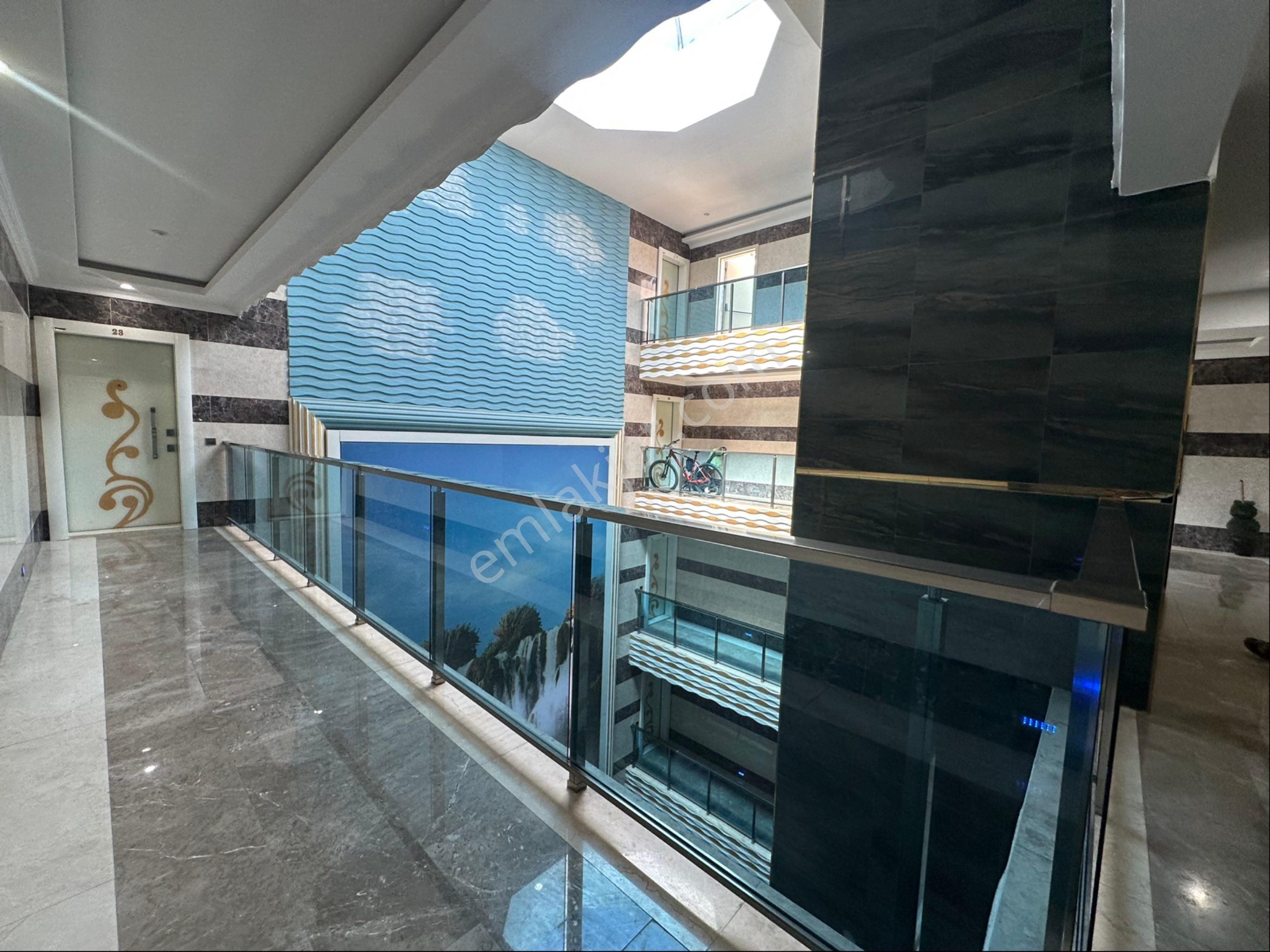 Deniz Manzaralı Saray Gibi Ev ! - Görsel 24