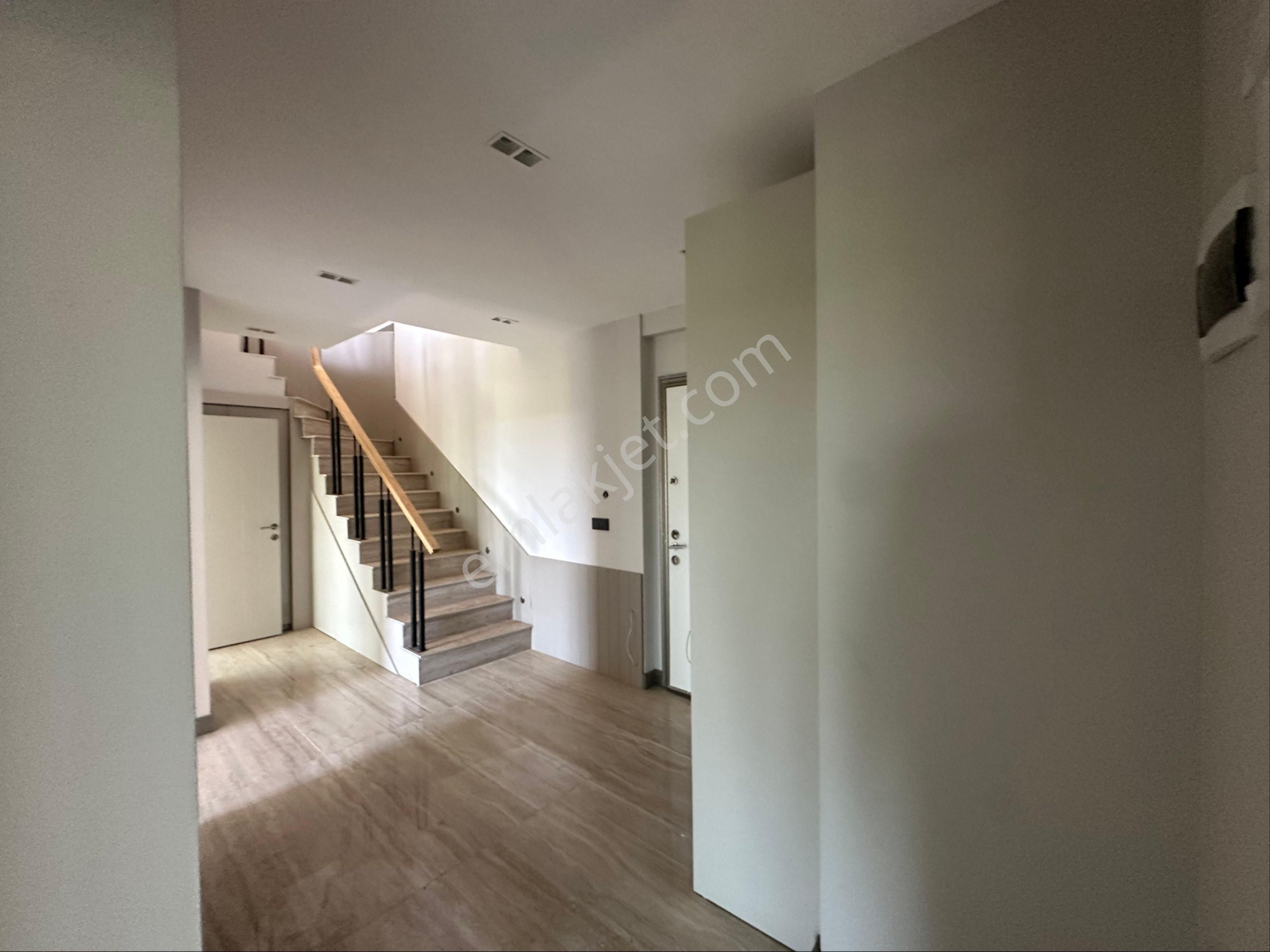 Deniz Manzaralı Saray Gibi Ev ! - Görsel 23