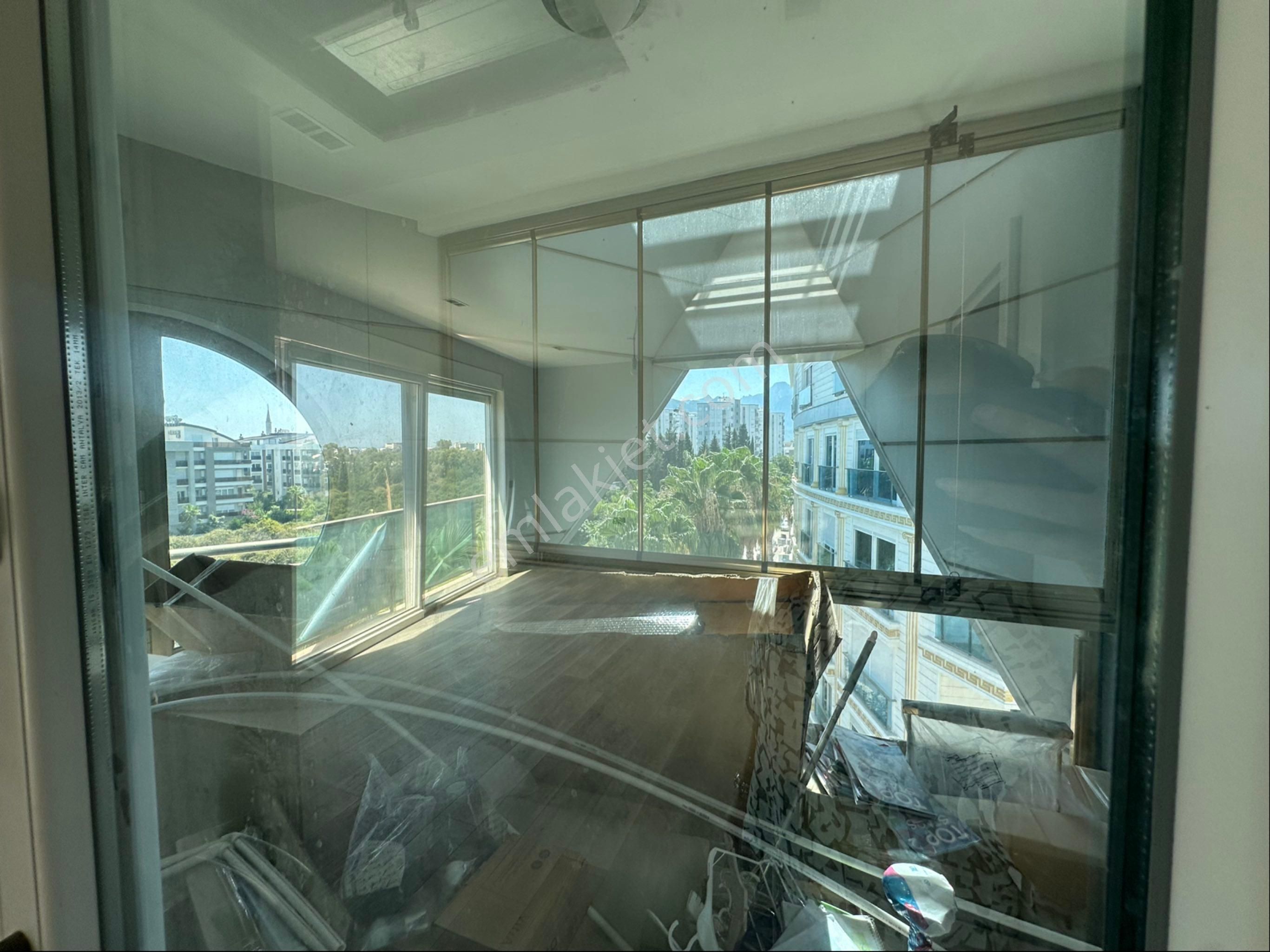 Deniz Manzaralı Saray Gibi Ev ! - Görsel 17