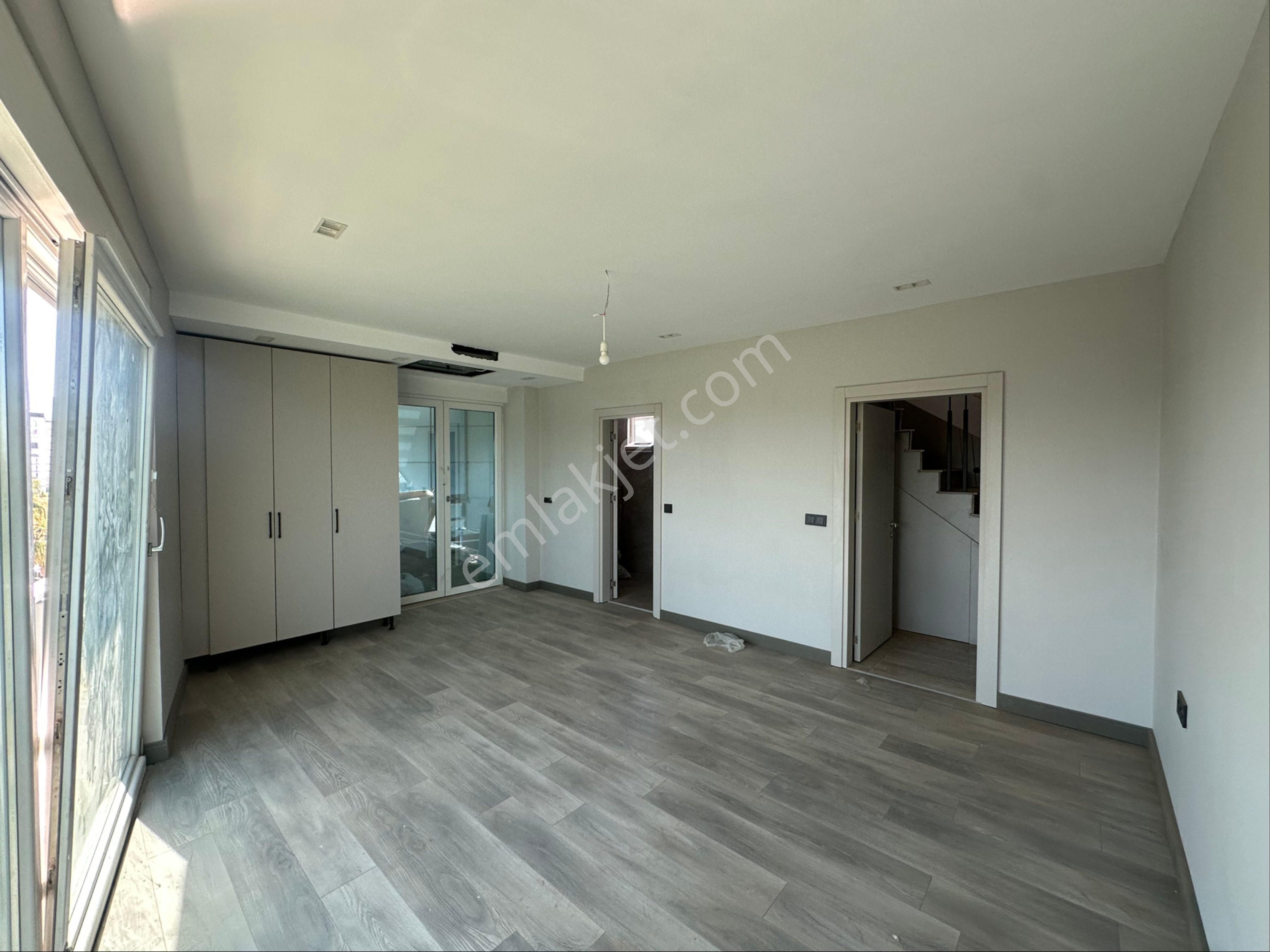 Deniz Manzaralı Saray Gibi Ev ! - Görsel 20