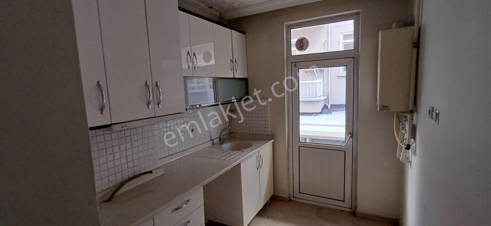 Bahçelievler Dögol Caddesi Beşevler Göbekte Kombili İçi Bakımlı 2.katta 2+1 Kiralık Daire - Görsel 38