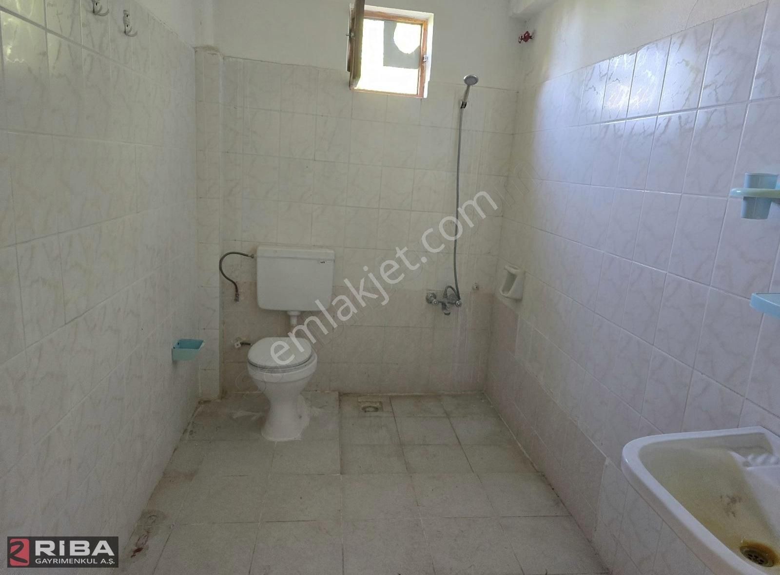 Gürpınar'da Muhteşem Manzaralı Müstakil Ev - Görsel 23