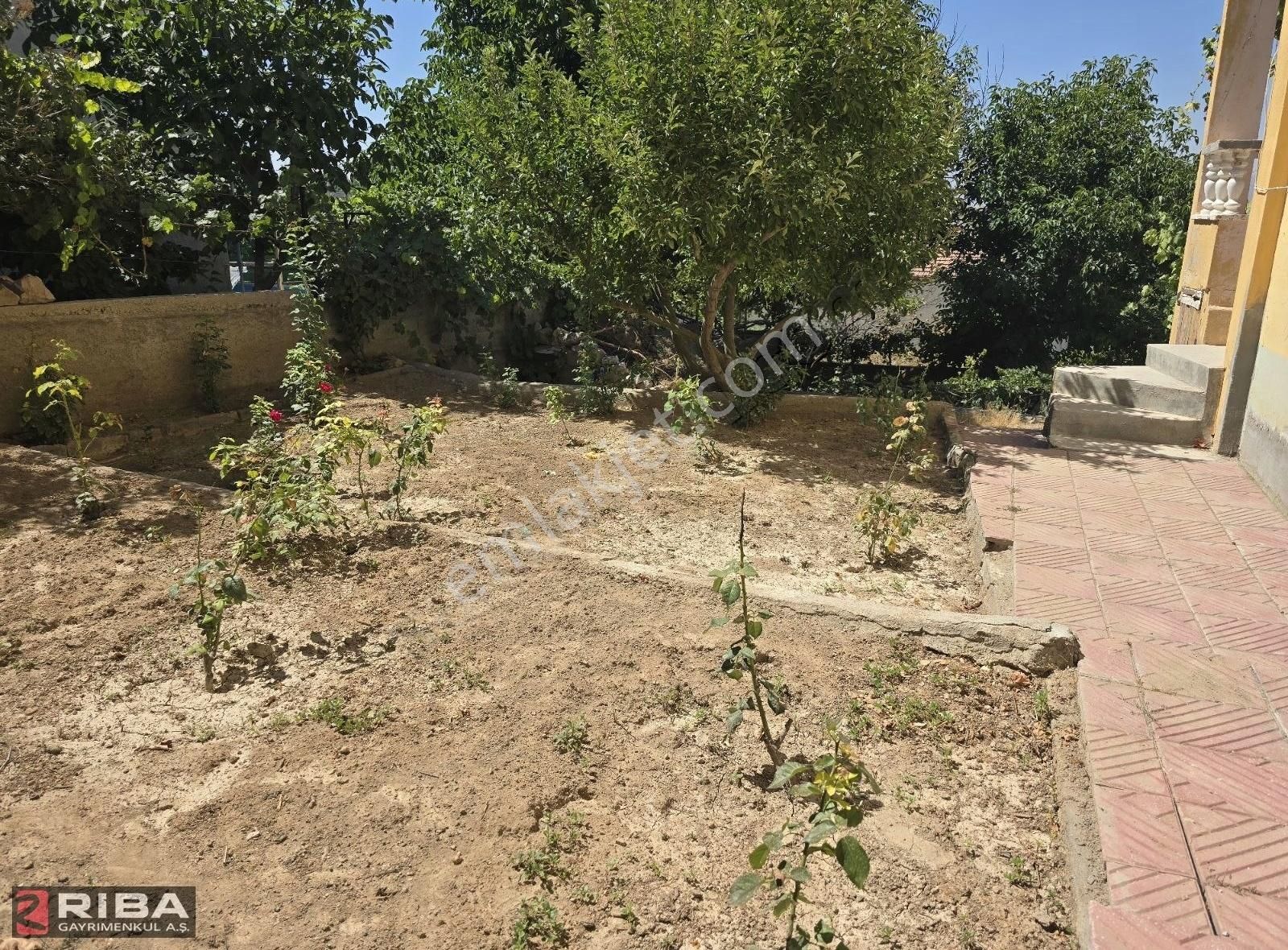 Gürpınar'da Muhteşem Manzaralı Müstakil Ev - Görsel 24