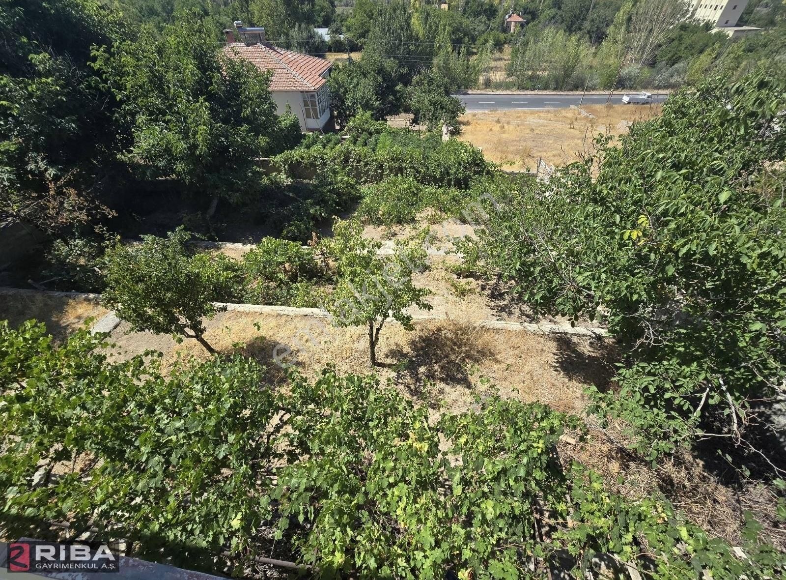 Gürpınar'da Muhteşem Manzaralı Müstakil Ev - Görsel 11